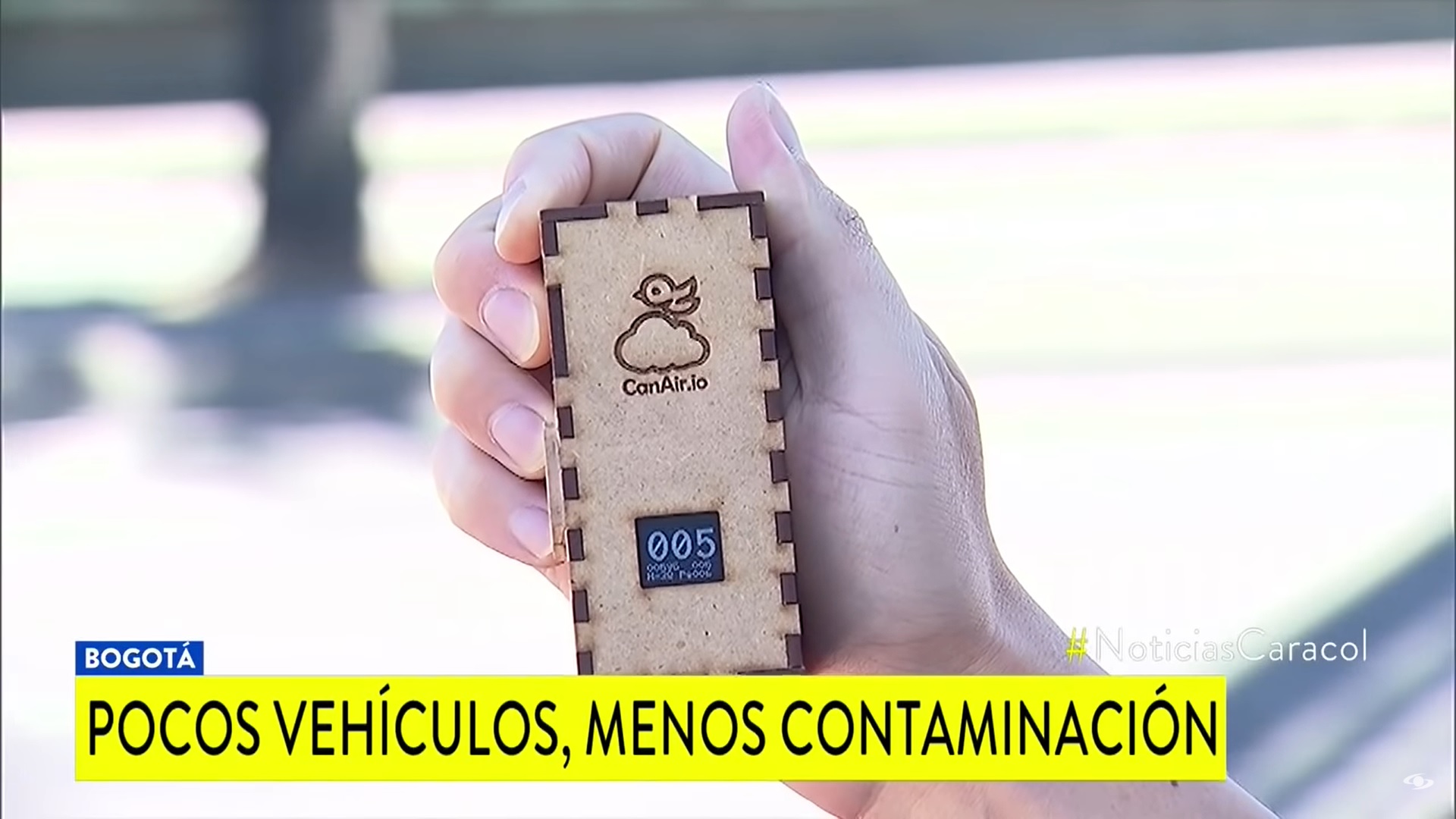 Bogotá en los primeros días de enero: pocos carros y descenso de la contaminación. Entrevista Noticias Caracol