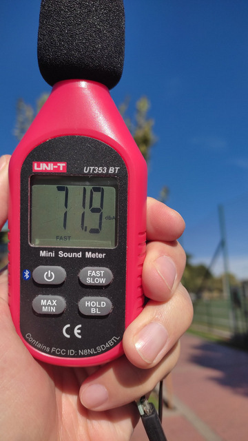 Midiendo niveles de ruido de despegues de aviones con sensor UT353
